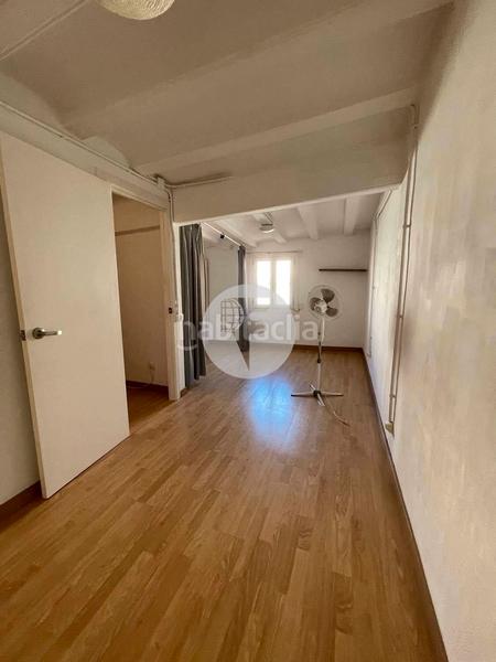 Foto f5220282-ed6e-4e5d-a233-94db1fff424a. Lloguer loft a Raval Barcelona