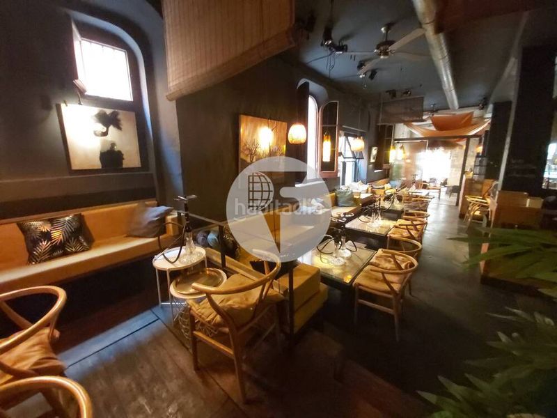 Foto caf5bf8e-c901-4fba-9099-f1d08078ab43. Local comercial a Raval Barcelona