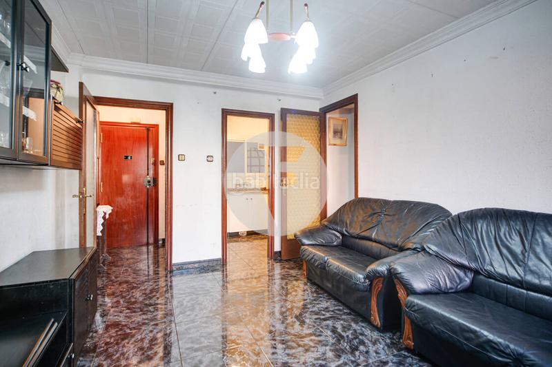 Foto 1a6c0de5-47d3-440a-8b8e-07f44a0471d8. Etagenwohnung mit heizung in Passeig Maragall Gavà