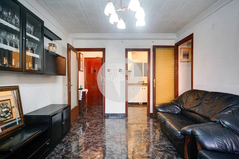 Foto b7eaebca-a966-4a0c-b0ac-99461b368fc1. Etagenwohnung mit heizung in Passeig Maragall Gavà