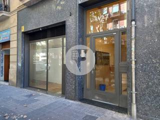 Rent Business premise in Sant Antoni. Se alquila magnífico local comercial de 80 m, totalmente en plan