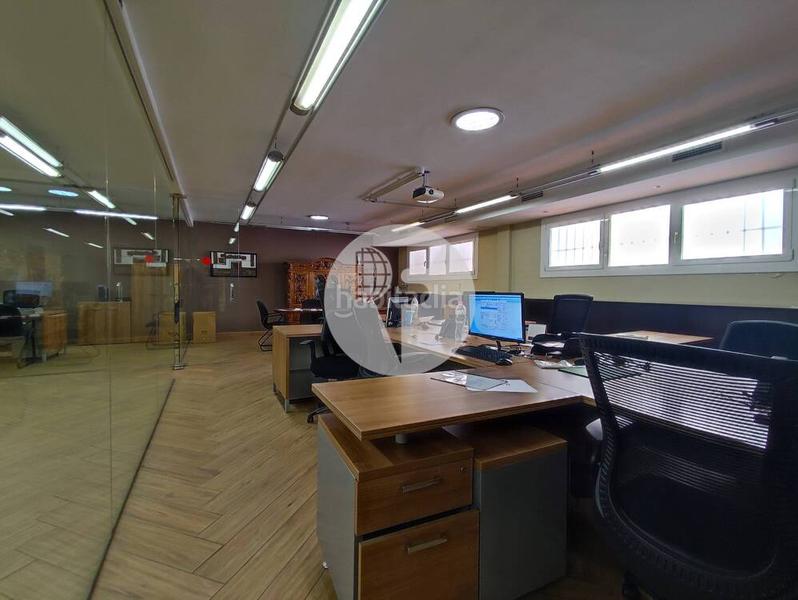 Foto 8d2e4e9e-56a9-40f9-8634-cba083aa70e1. Geschäftsraum mit heizung in Poblenou Barcelona