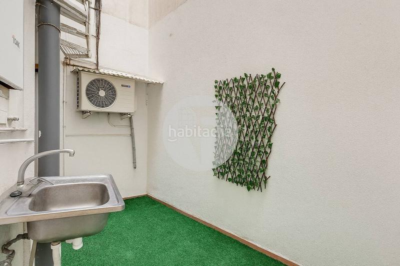 Foto 7f547c7b-f0b7-4110-b656-549fc492630d. Erdgeschoss mit heizung in Sant Gervasi - Bonanova Barcelona