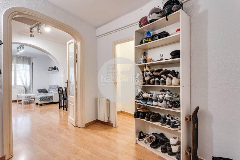 Foto 8a02f8df-b961-4dd3-89a8-a074982ff216. Erdgeschoss mit heizung in Sant Gervasi - Bonanova Barcelona