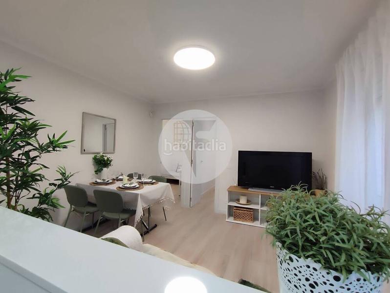 Foto 90236d6f-4cff-4d30-8f3d-463a6c9e3a42. Flat in La Teixonera Barcelona