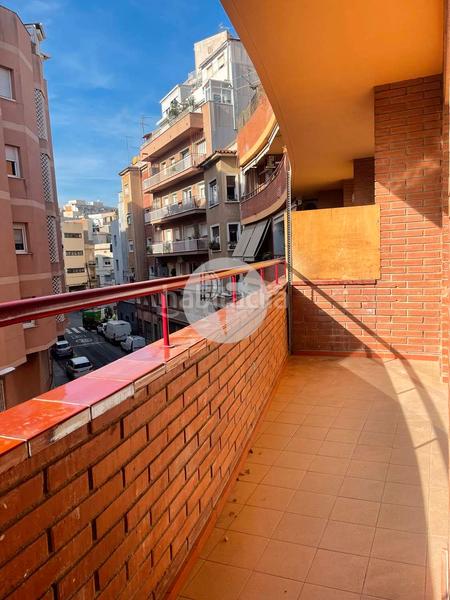 Foto 126f2bf1-8dd0-4902-8a20-423e9e21d69e. Location appartement avec chauffage parking dans Sants-Badal Barcelona