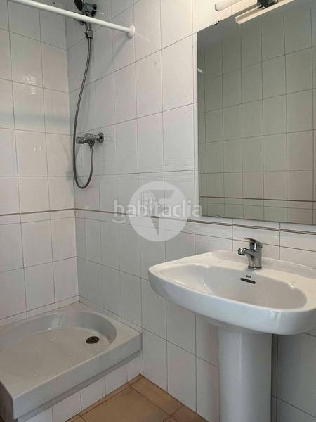 Foto 742595f6-f3eb-441b-b36f-90fbf6cb4f45. Location appartement avec chauffage parking dans Sants-Badal Barcelona