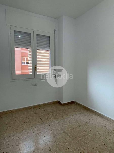 Foto 384598b2-4a3f-46ce-8a75-79aed3ae888b. Alquiler piso en Sants-Badal Barcelona