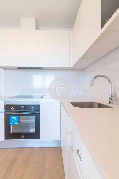 Foto 9744d40b-8517-47a3-b600-cc5ceefb4f74. Location appartement avec chauffage parking dans Sant Josep Hospitalet de Llobregat (L´)