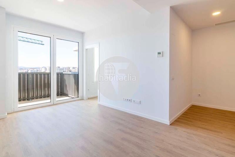 Foto e87776f9-b691-4319-812d-5b674e65bd9c. Location appartement avec chauffage parking dans Sant Josep Hospitalet de Llobregat (L´)