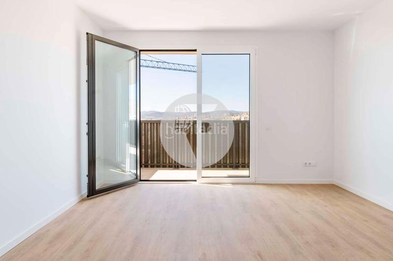 Foto 675c4daa-5a8a-43fc-9f8f-f4868d41189f. Lloguer pis amb calefacció aparcament a Sant Josep Hospitalet de Llobregat (L´)