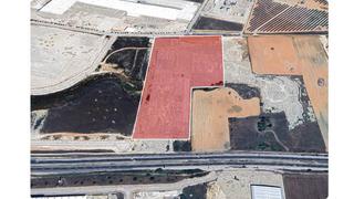 Solar industrial a Torija. Parcela industrial en venta situada en el poligono industrial de