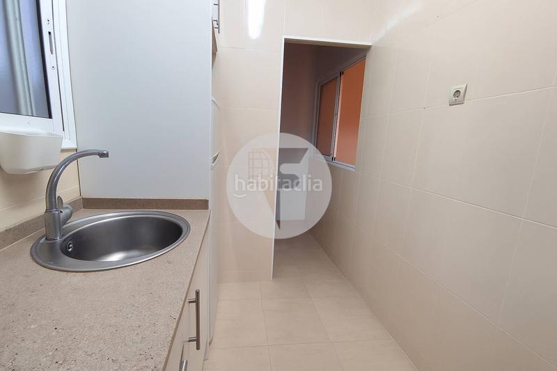 Foto 67ad28ad-440a-4944-bb94-c15d33bbd9d4. Flat in El Poble Sec - Parc de Montjuïc Barcelona