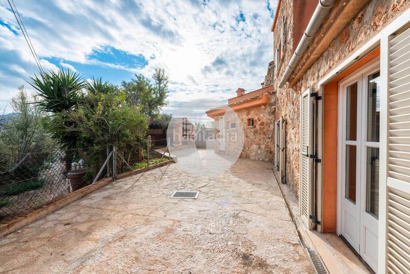 Foto e4e295de-937d-432a-8b32-43f49c1b96f5. Haus mit heizung parking in Calvià poble Calvià