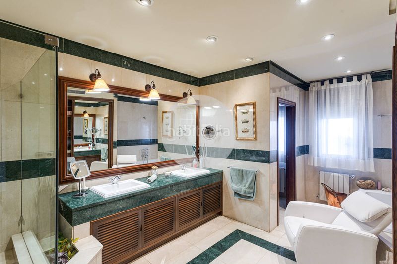 Foto 3e915926-3372-4fee-a482-e320d978af37. Casa amb calefacció aparcament piscina a Molino de la Hoz Rozas de Madrid (Las)