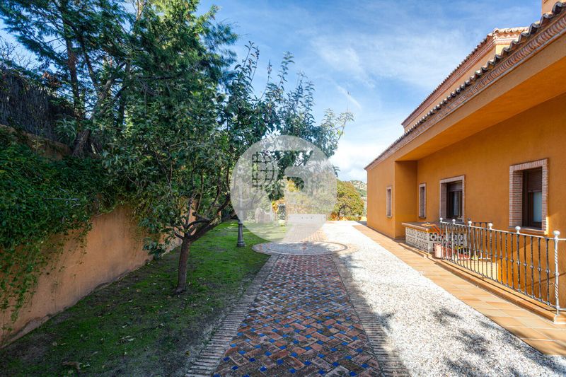 Foto bd1dbf00-f122-4364-974a-aaaf30e5f0af. Casa amb calefacció aparcament piscina a Molino de la Hoz Rozas de Madrid (Las)