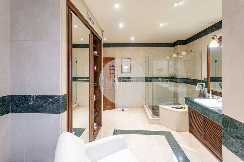 Foto c8da6d92-a393-44d1-940c-8f52b32e3009. Casa amb calefacció aparcament piscina a Molino de la Hoz Rozas de Madrid (Las)