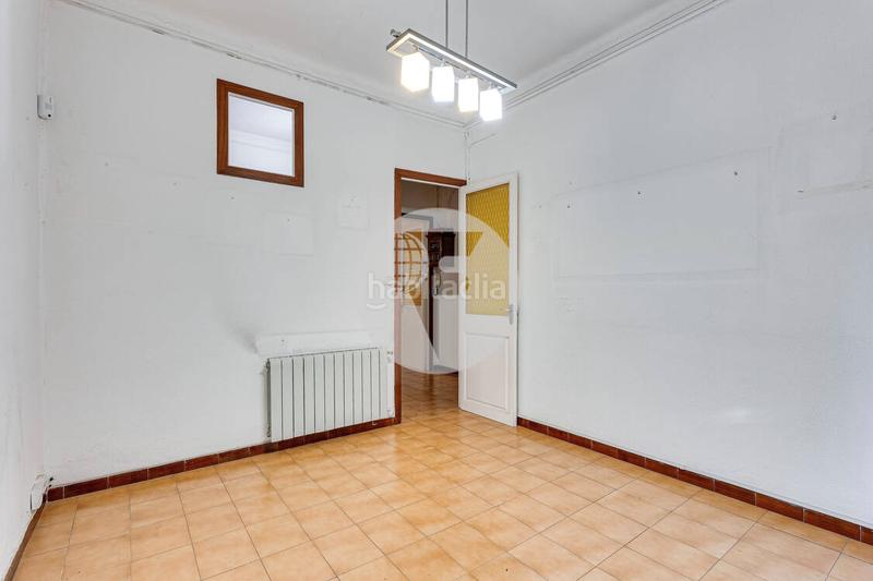 Foto 48236bb3-d7e0-4929-b721-92ec1d2cd780. Flat with heating in Dreta de l´Eixample Barcelona