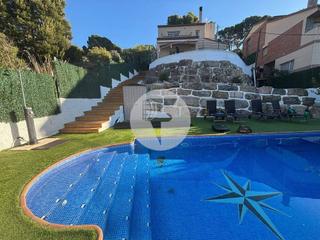 Maison à Ametlla del Vallès (L´). Casa independiente reformada con vistas panorámicas, piscina cli