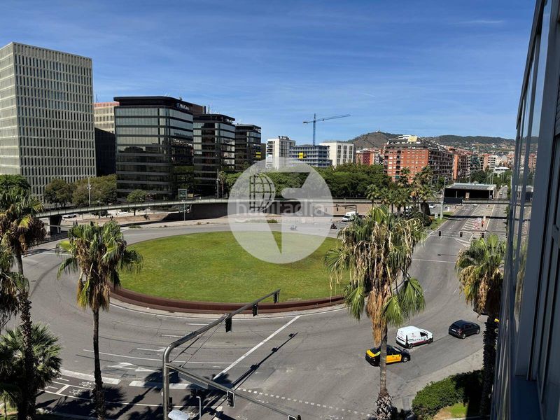 Foto 35da26e0-b70a-4366-b4f8-2795eda135af. Pis amb calefacció aparcament piscina a La Marina del Port Barcelona