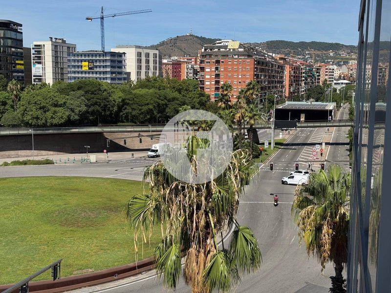 Foto fe9788db-6cca-466f-8db8-f277d3a4f99c. Pis amb calefacció aparcament piscina a La Marina del Port Barcelona