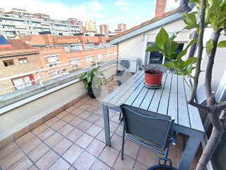 Duplex in Zona Esportiva. Gran ático dúplex con terraza y balcón en zona esportiva a 1 min
