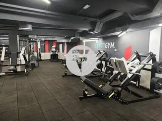 Local Comercial a Centre. El activo se encuentra actualmente alquilado, generando una rent