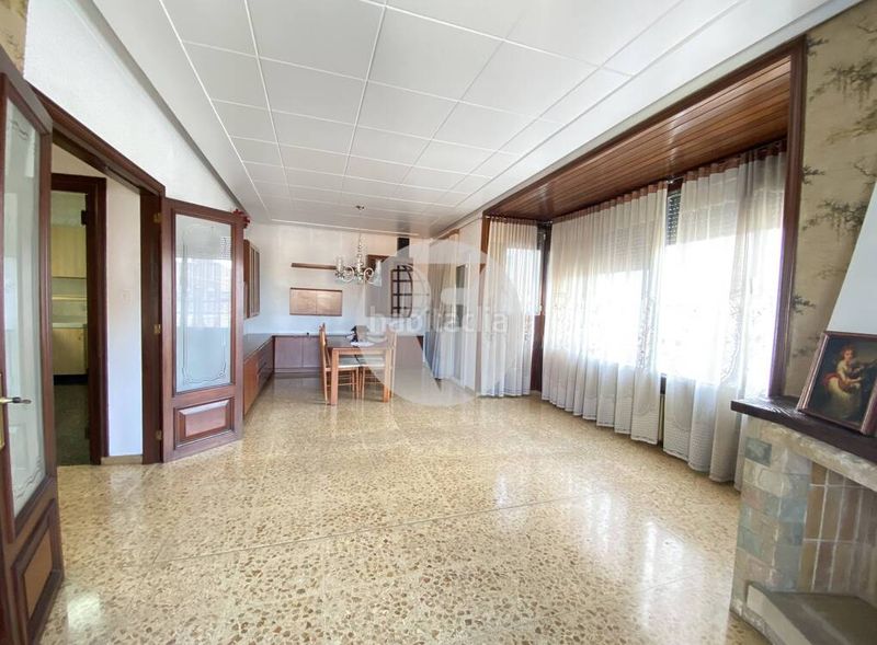 Foto 411f1158-ab37-423c-b17e-369eba752093. Pis amb calefacció aparcament a Col·legis Nous Mollet del Vallès