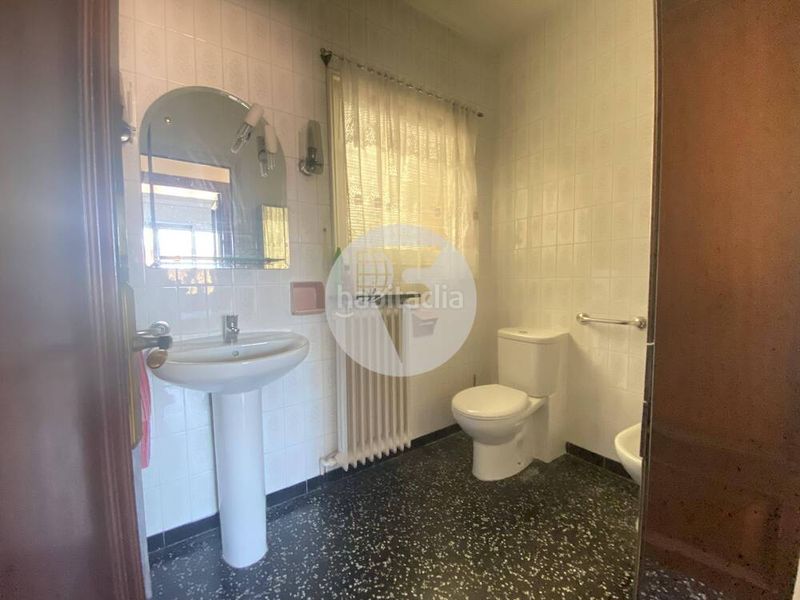 Foto ea2cc8af-0d87-4e31-8056-10461c815984. Pis amb calefacció aparcament a Col·legis Nous Mollet del Vallès