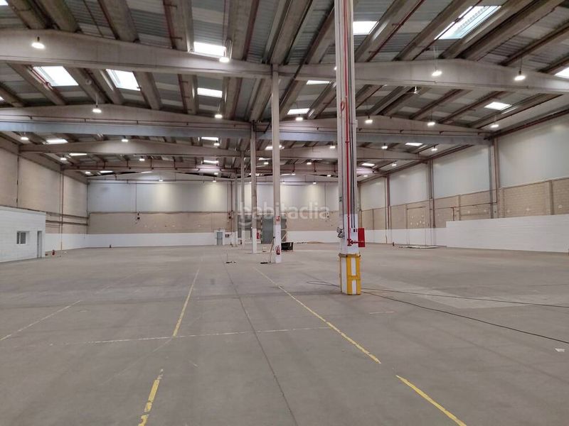 Foto 0e6c74d0-7091-47b3-88c9-39e818f909e1. Location bâtiment à usage industriel dans Los Olivos-Los Ángeles Getafe