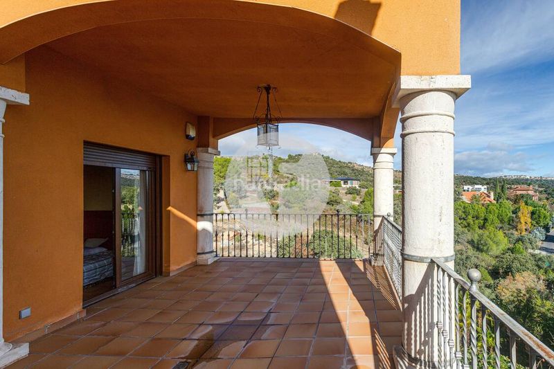 Foto c2010abb-93b3-4b3b-a88d-29050a67df6b. Casa amb calefacció aparcament piscina a Molino de la Hoz Rozas de Madrid (Las)