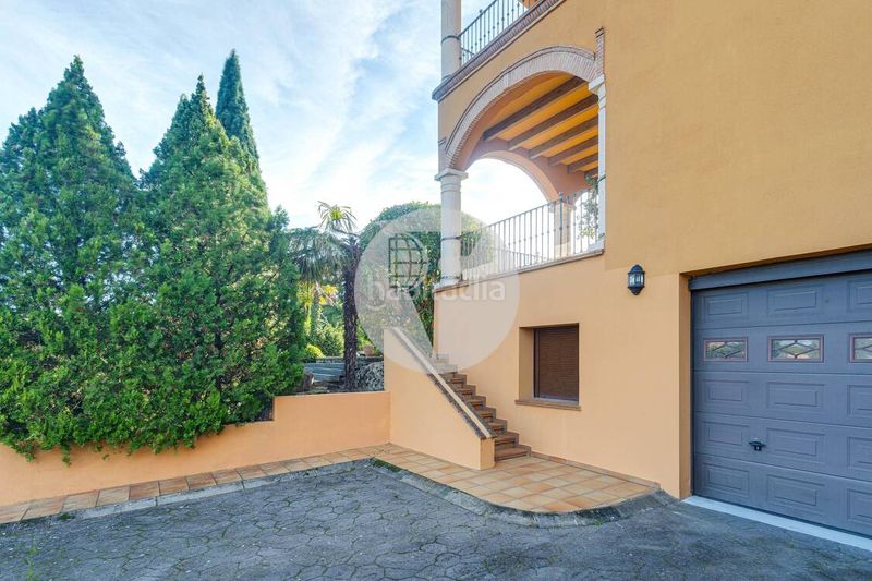 Foto c448f48f-51fd-4210-b848-79eba094e9c7. Casa amb calefacció aparcament piscina a Molino de la Hoz Rozas de Madrid (Las)