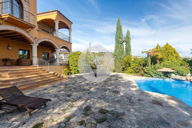 Foto cb1b2c7d-81bb-48a4-9f0c-b9d8904d311d. Casa amb calefacció aparcament piscina a Molino de la Hoz Rozas de Madrid (Las)