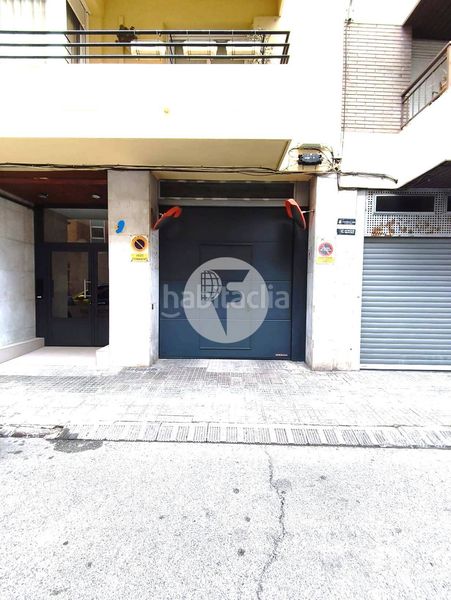 Foto 43ac6fa2-f239-4288-a7ce-837c4925b408. Aparcament cotxe a Ca n'Aurell Terrassa
