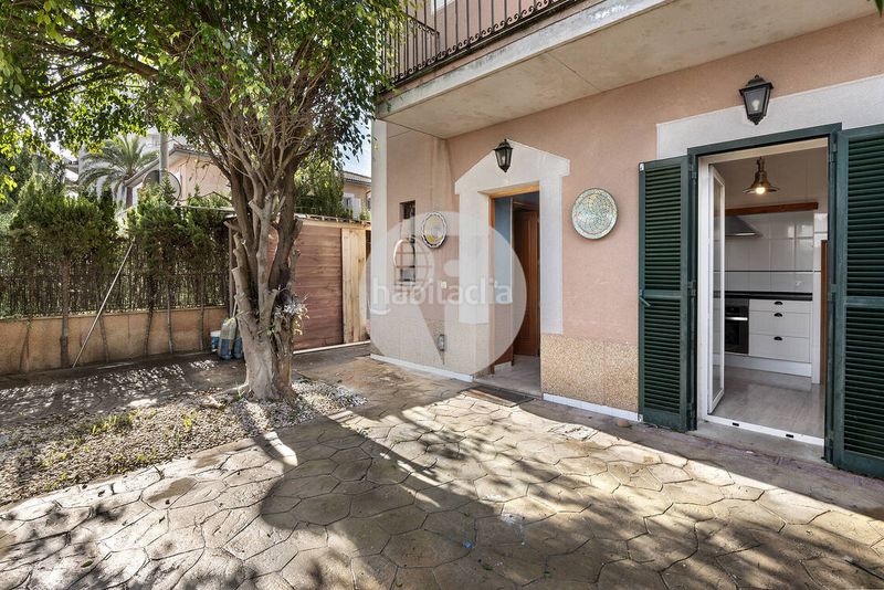 Foto 03fd9ced-e8f7-4f73-bdf1-44af7c1cb790. Casa aparellada amb piscina a port d´Alcúdia-platja dálcúdia Alcúdia