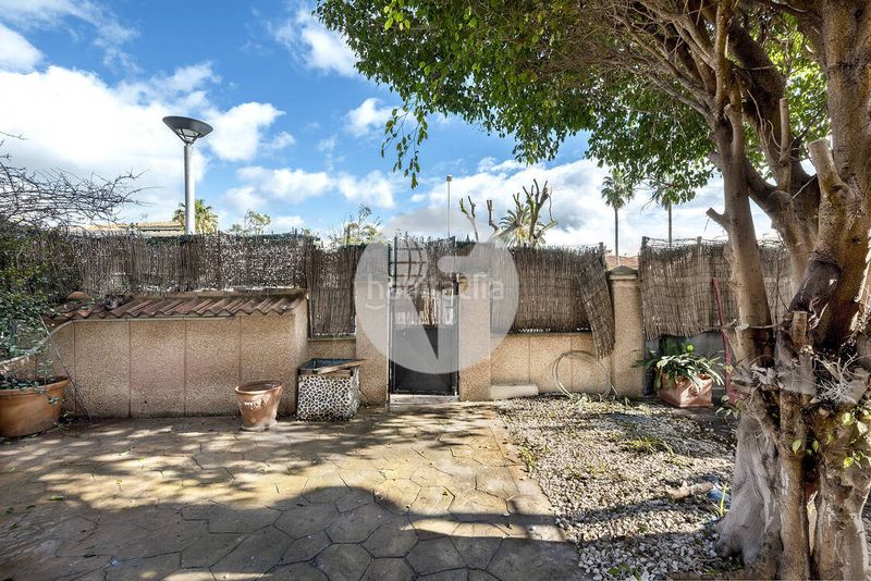 Foto 6b6217f8-699d-4dd8-afee-8ddc976fc387. Casa aparellada amb piscina a port d´Alcúdia-platja dálcúdia Alcúdia