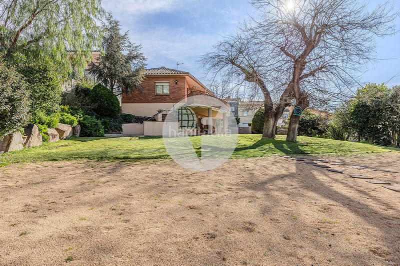 Foto 2f3a5914-6ca5-490c-971d-ba815ef2d6fc. Casa exclusiva finca con gran parcela y posibilidad de segunda vivienda independiente en Granollers