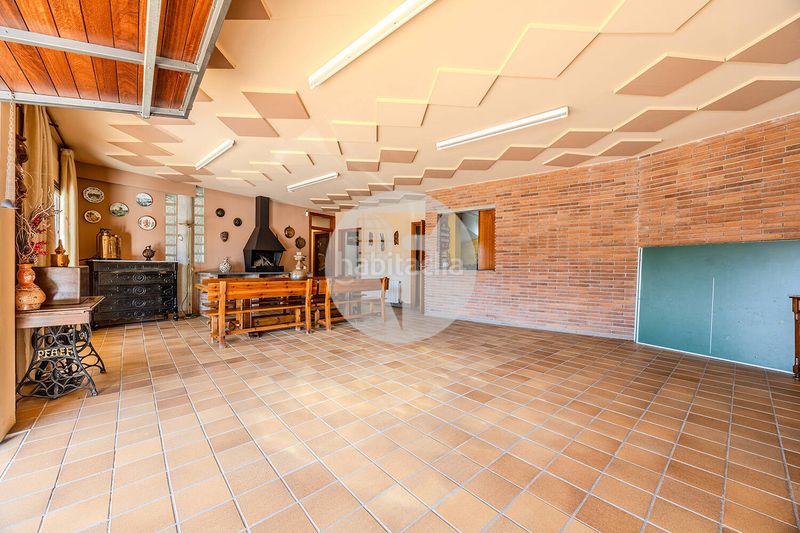 Foto 36c3bf6d-de29-4440-ad0d-8d0c3303b8a6. Casa exclusiva finca con gran parcela y posibilidad de segunda vivienda independiente en Granollers