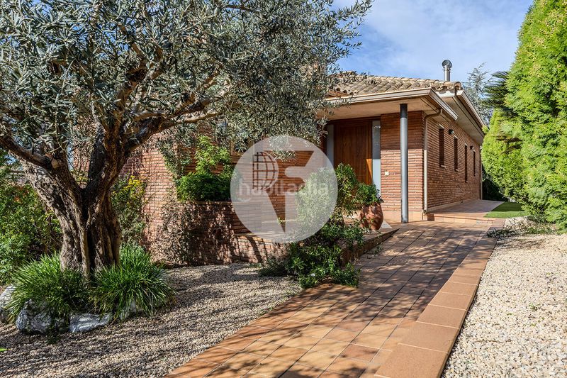 Foto 620cb032-fea5-442e-9d08-c637629e3f51. Casa exclusiva finca con gran parcela y posibilidad de segunda vivienda independiente en Granollers