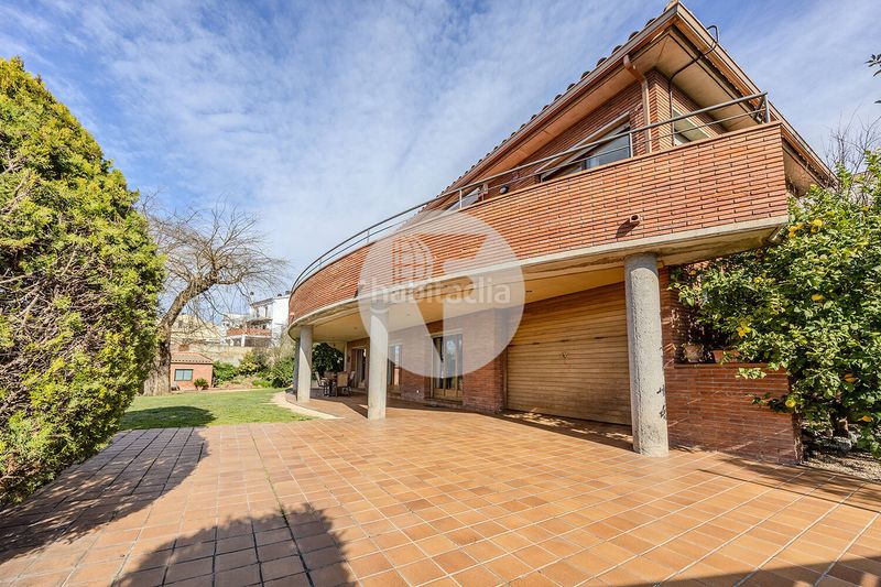 Foto 926a4e10-2ebd-4f69-bd1d-6429081cbc7e. Casa exclusiva finca con gran parcela y posibilidad de segunda vivienda independiente en Granollers