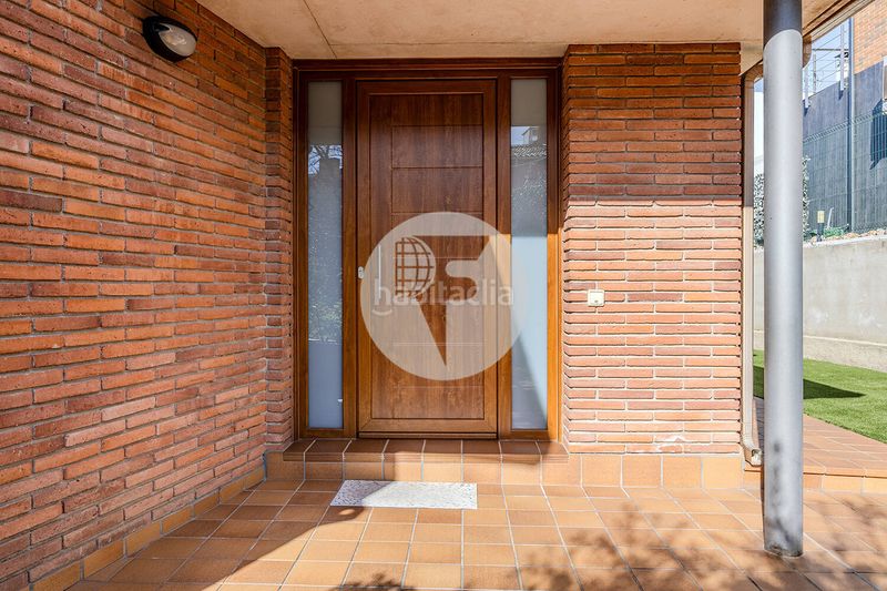 Foto bc055eb3-c9aa-424f-9c4d-2da4672f351d. Casa exclusiva finca con gran parcela y posibilidad de segunda vivienda independiente en Granollers