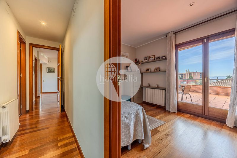 Foto fc8a7afe-32be-40bf-a59d-0c04204d7de2. Casa exclusiva finca con gran parcela y posibilidad de segunda vivienda independiente en Granollers