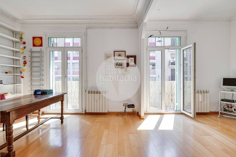 Foto 2cf833f5-0a6c-4a1d-b941-da30d52c82e2. Pis amb calefacció a Dreta de l´Eixample Barcelona