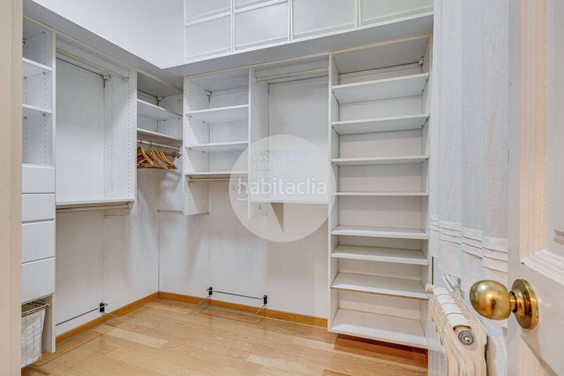 Foto 5e1e9b6a-dab7-43cc-aab8-7bed1fcf5668. Pis amb calefacció a Dreta de l´Eixample Barcelona