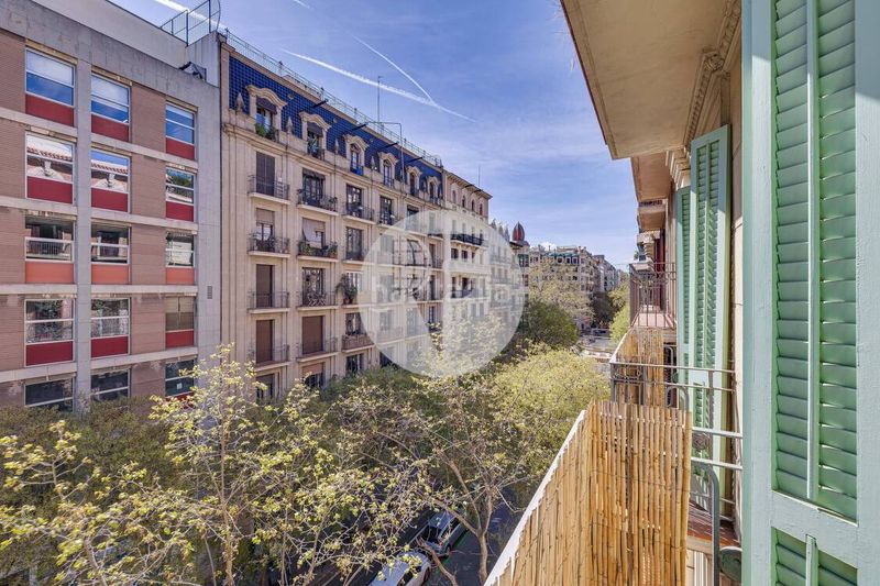 Foto b21e4e04-29eb-4bb5-bebc-f382c0be6734. Pis amb calefacció a Dreta de l´Eixample Barcelona