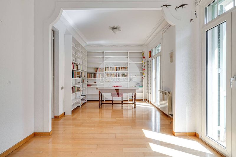 Foto b8dfe8ae-92e0-4b4e-b797-6d246f45780e. Pis amb calefacció a Dreta de l´Eixample Barcelona