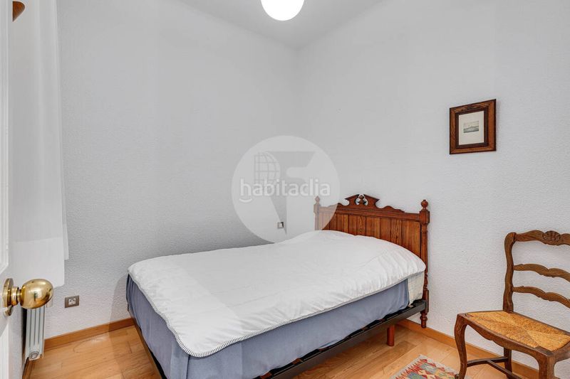 Foto c5f53b10-5b6d-4dcf-85ed-823ef6cde38f. Pis amb calefacció a Dreta de l´Eixample Barcelona