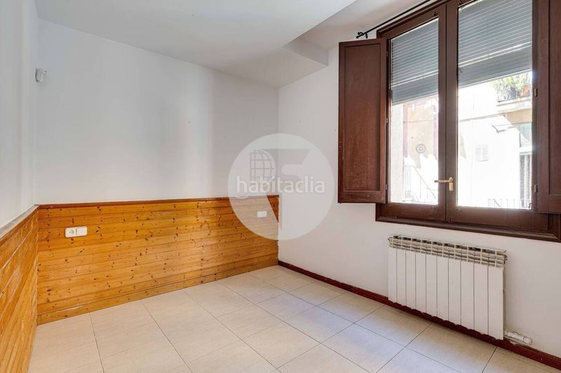 Foto 641cc5f6-d053-4bf2-bd88-9456705969f9. Piso  en venta en calle aurora, en Raval Barcelona