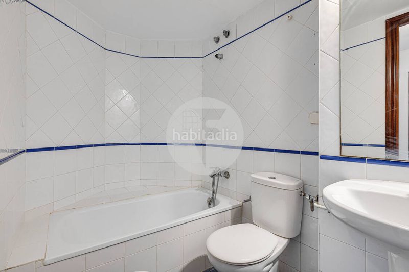 Foto a61e9897-d2a1-43ea-8d2d-ba384addfa90. Piso  en venta en calle aurora, en Raval Barcelona