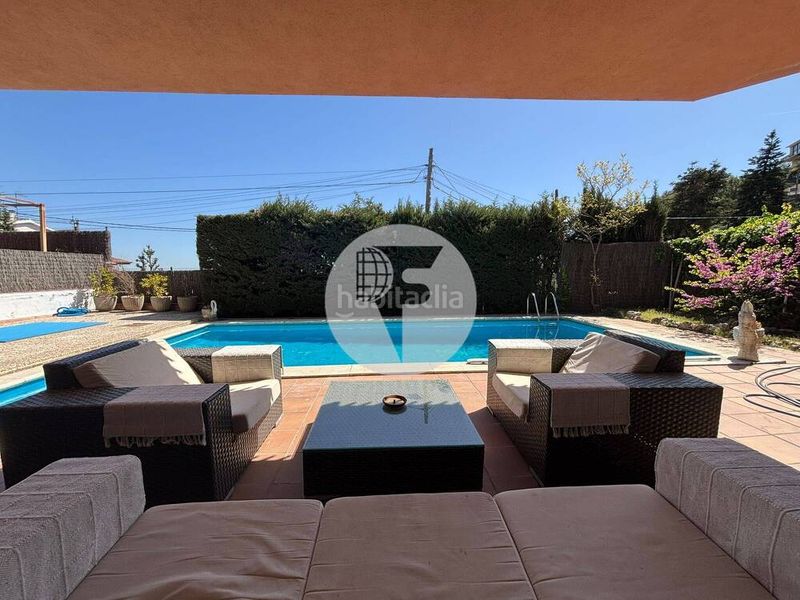 Foto 5d562784-b043-4ee6-852a-e65e9cbf1126. Casa amb calefacció aparcament piscina a Bigues i Riells del Fai